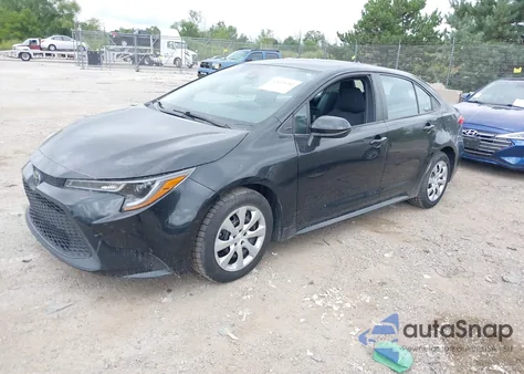 2021 Toyota Corolla Le z USA, uszkodzony, nr VIN 5YFEPMAEXMP156044